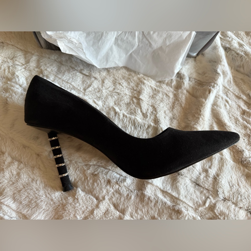 Jennifer Lopez Shoes Jlo Parlow 2 Jeweled Black Pump Heels. Size 9 — image 6 of 8